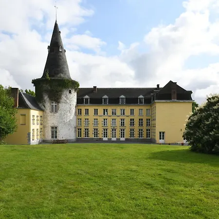 Chateau De بيت ضيافة Bellignies